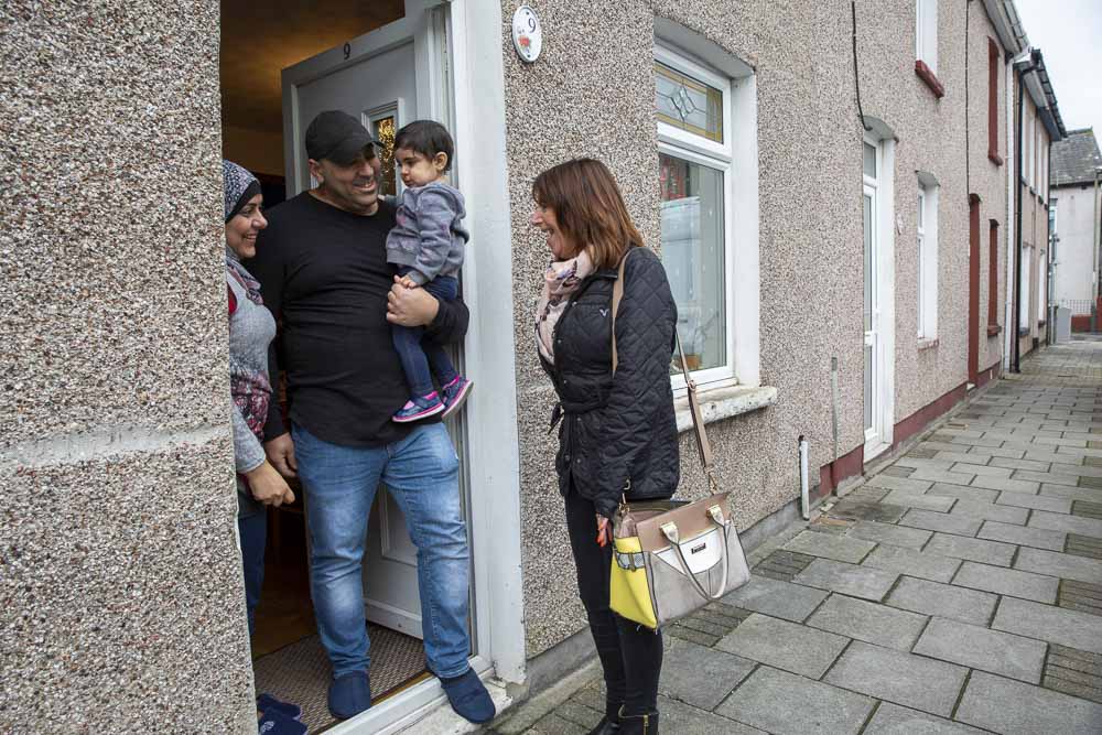 Home-Visiting Volunteer visiting a family